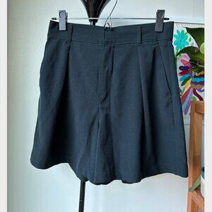 Abercrombie & Fitch Black Tailored Shorts - Size S